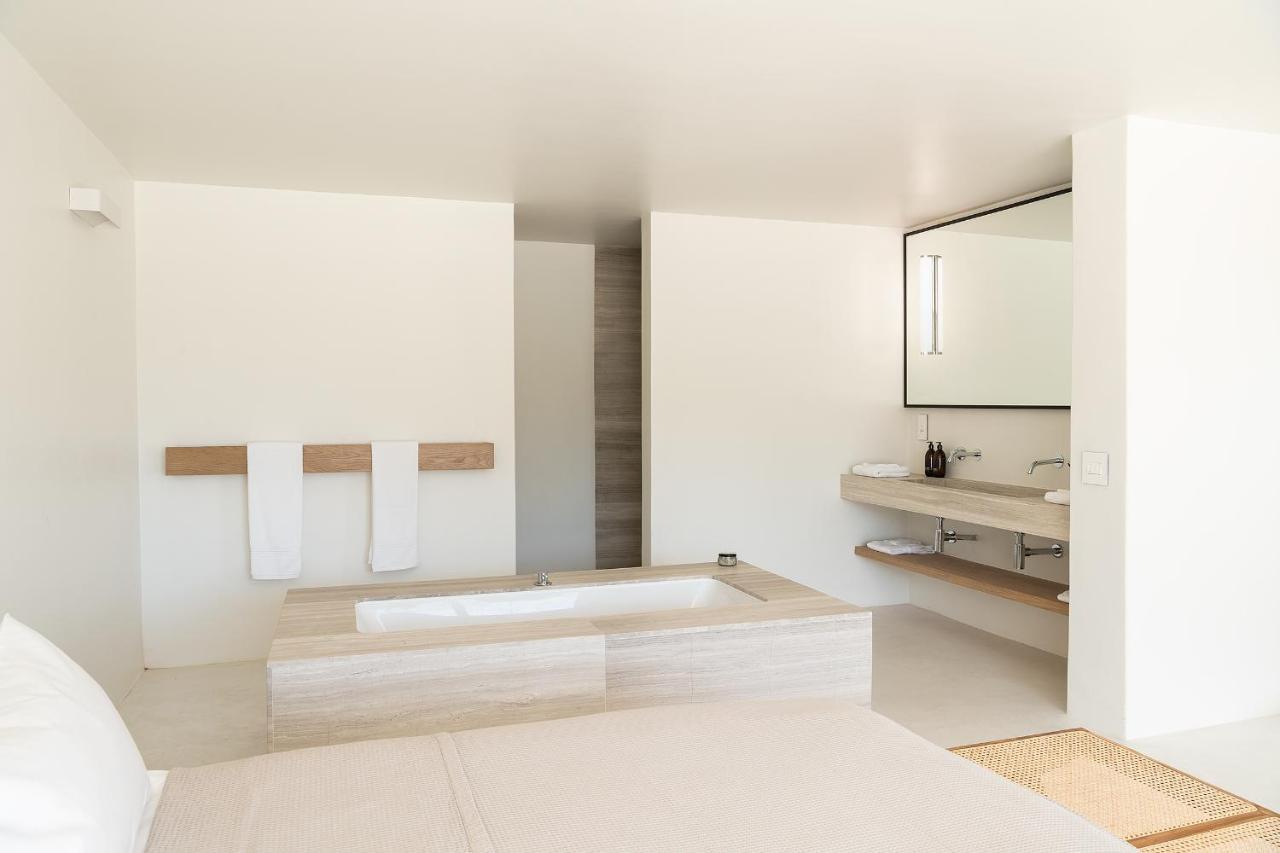 The Aven Hotel 4*